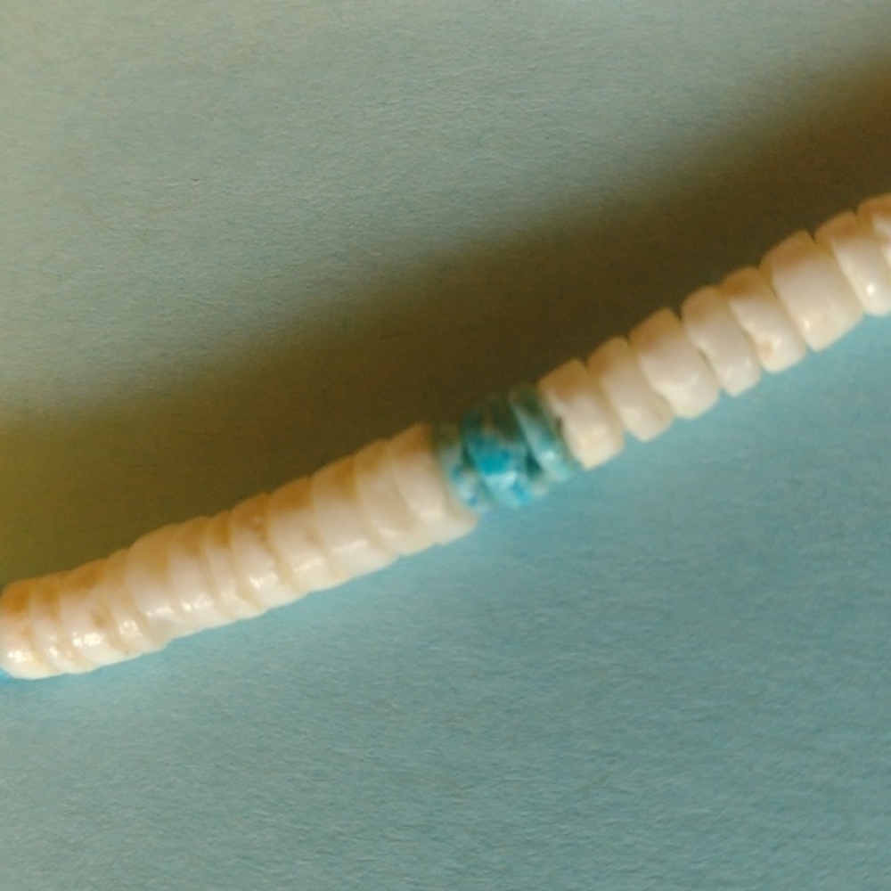 Lovely white with baby blue accents necklace and white w brown accents bracelet - Picture 2 of 12